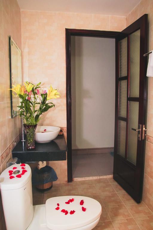 Vivyanne Hotel Da Nang Esterno foto
