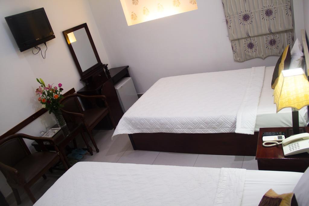 Vivyanne Hotel Da Nang Esterno foto