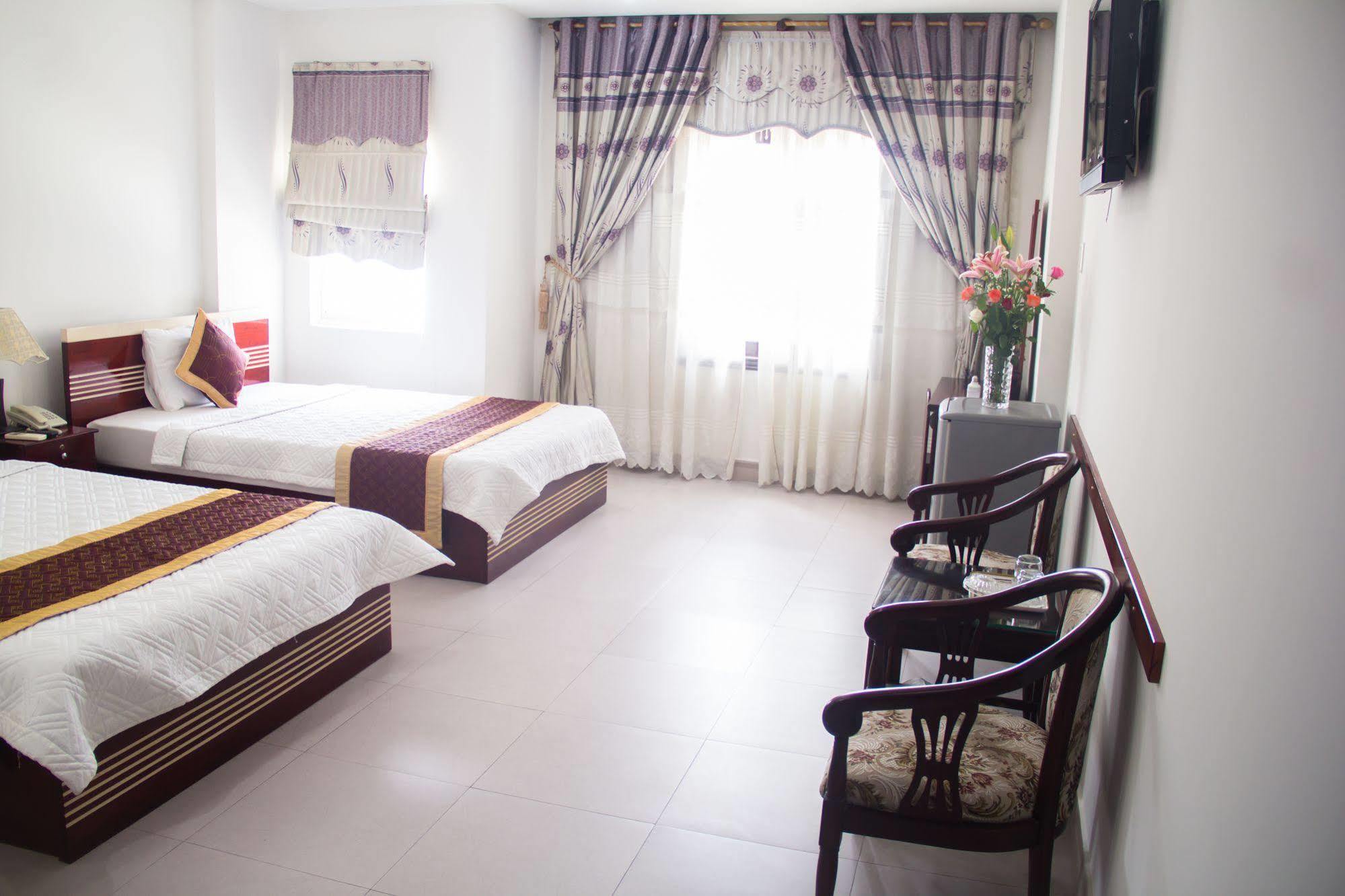 Vivyanne Hotel Da Nang Esterno foto