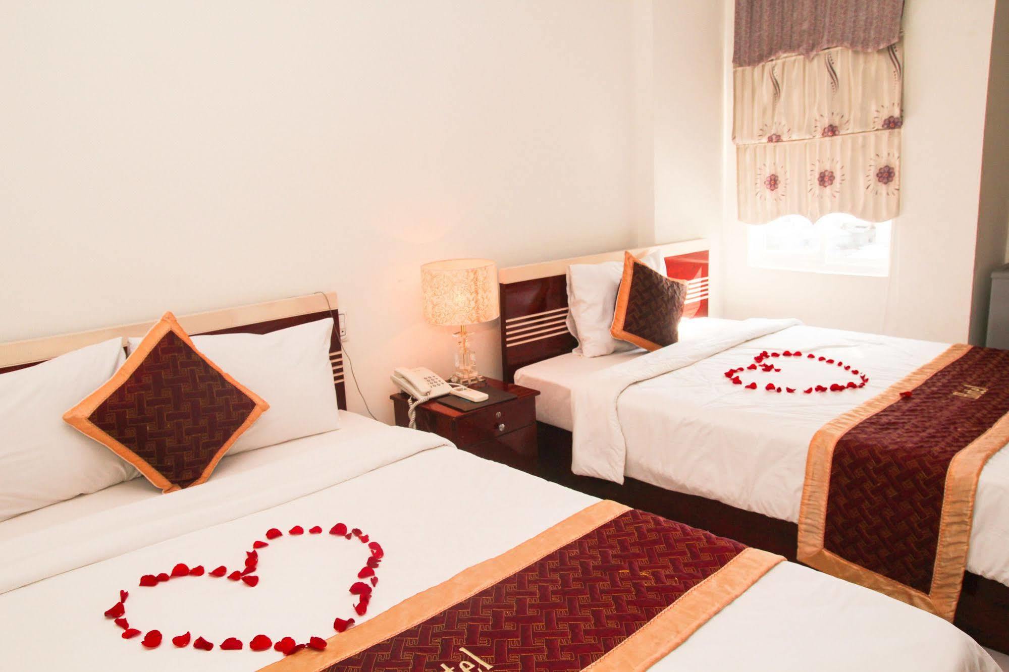 Vivyanne Hotel Da Nang Esterno foto