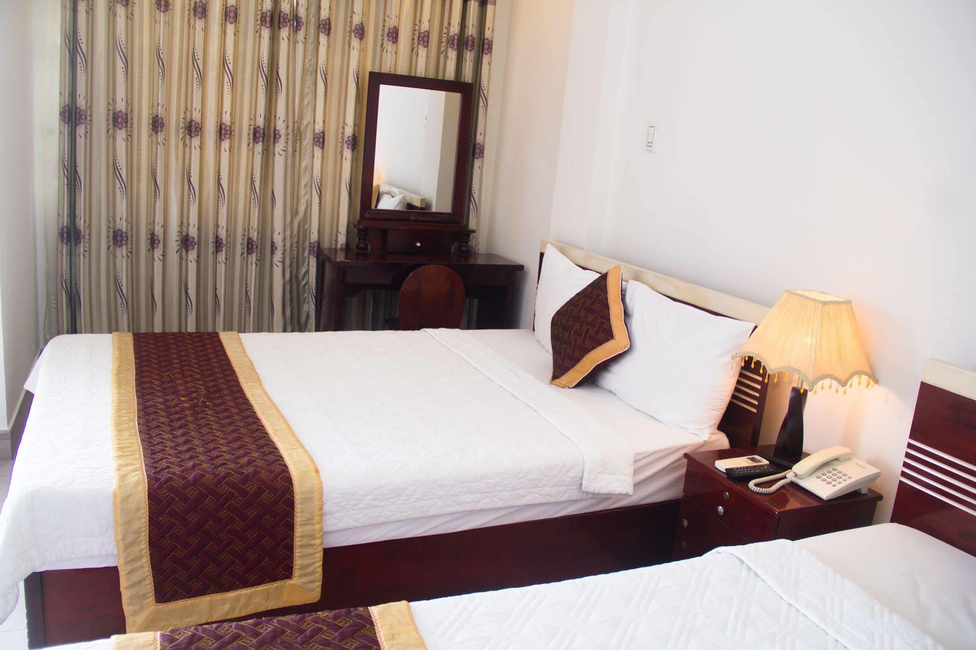 Vivyanne Hotel Da Nang Esterno foto