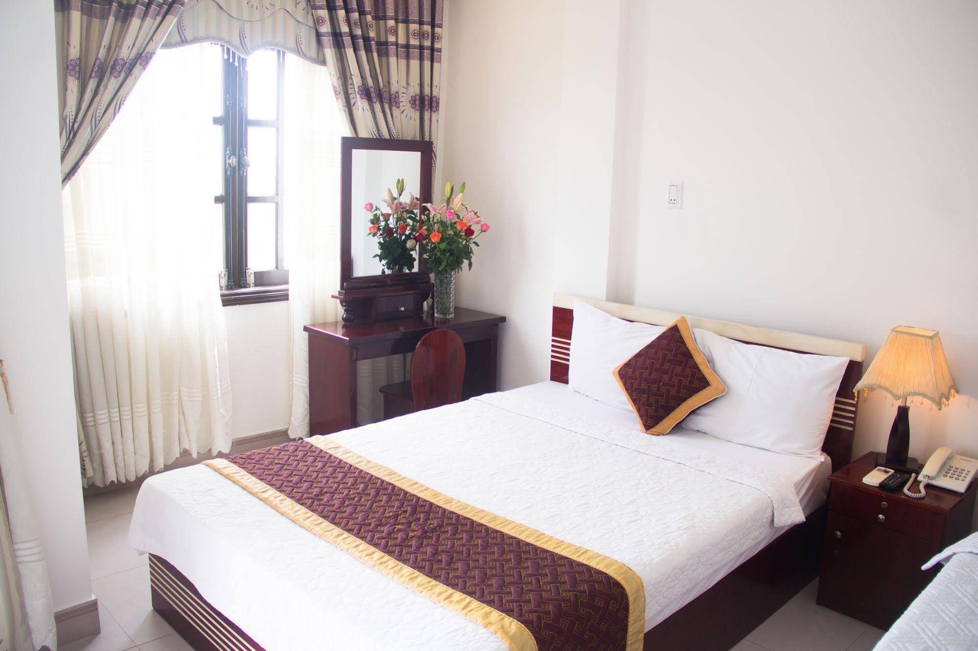 Vivyanne Hotel Da Nang Esterno foto