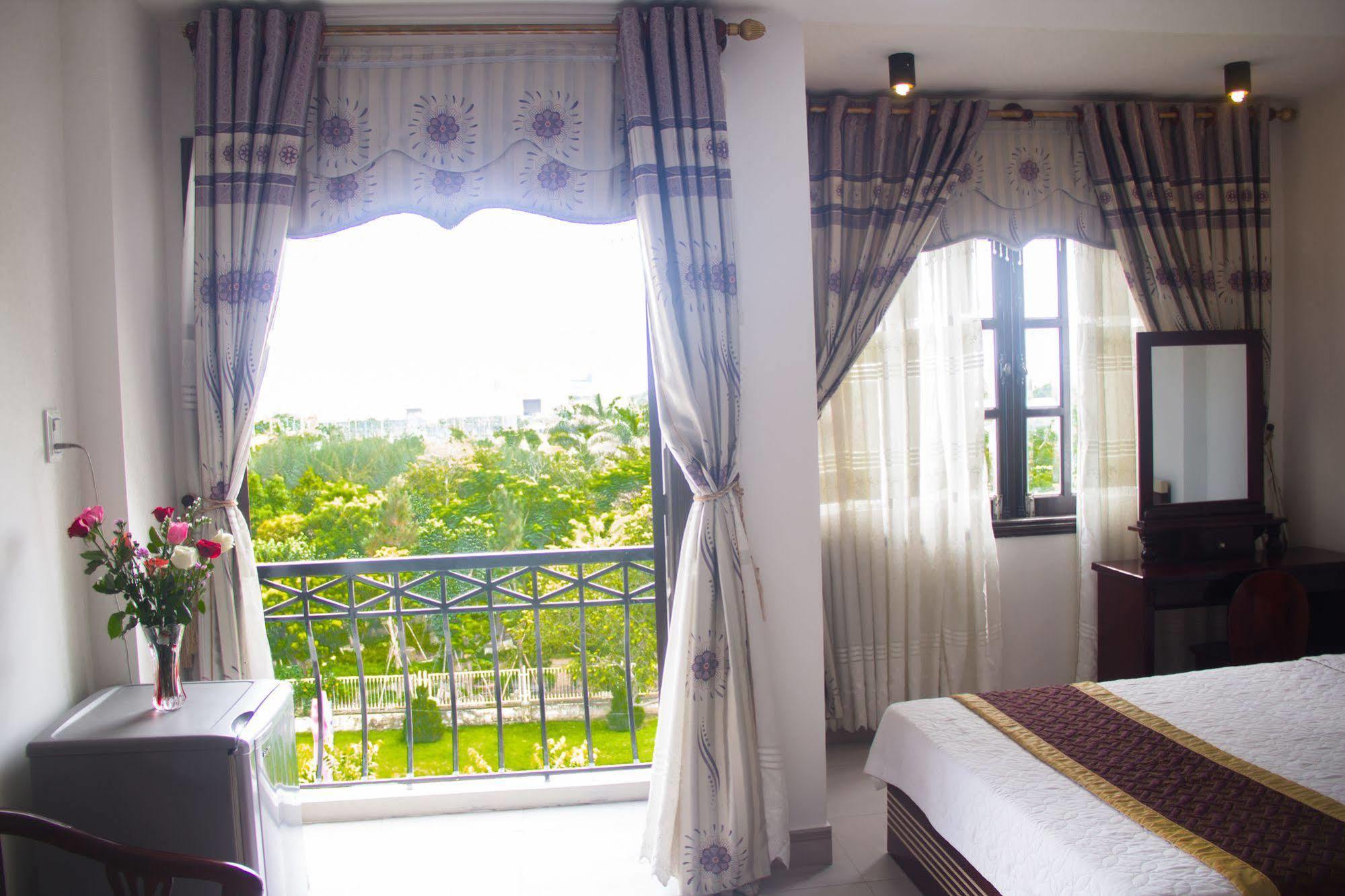 Vivyanne Hotel Da Nang Esterno foto