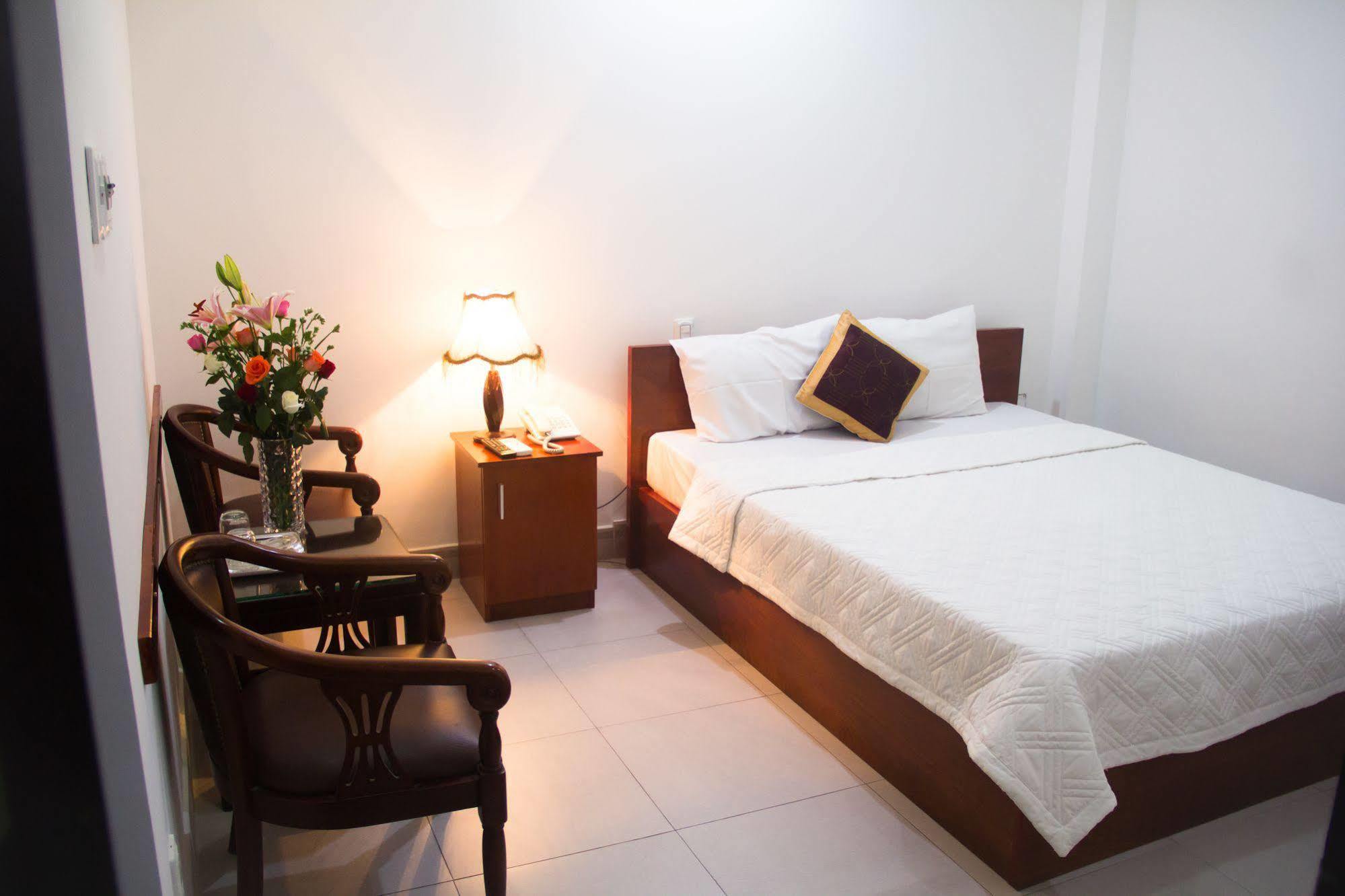 Vivyanne Hotel Da Nang Esterno foto