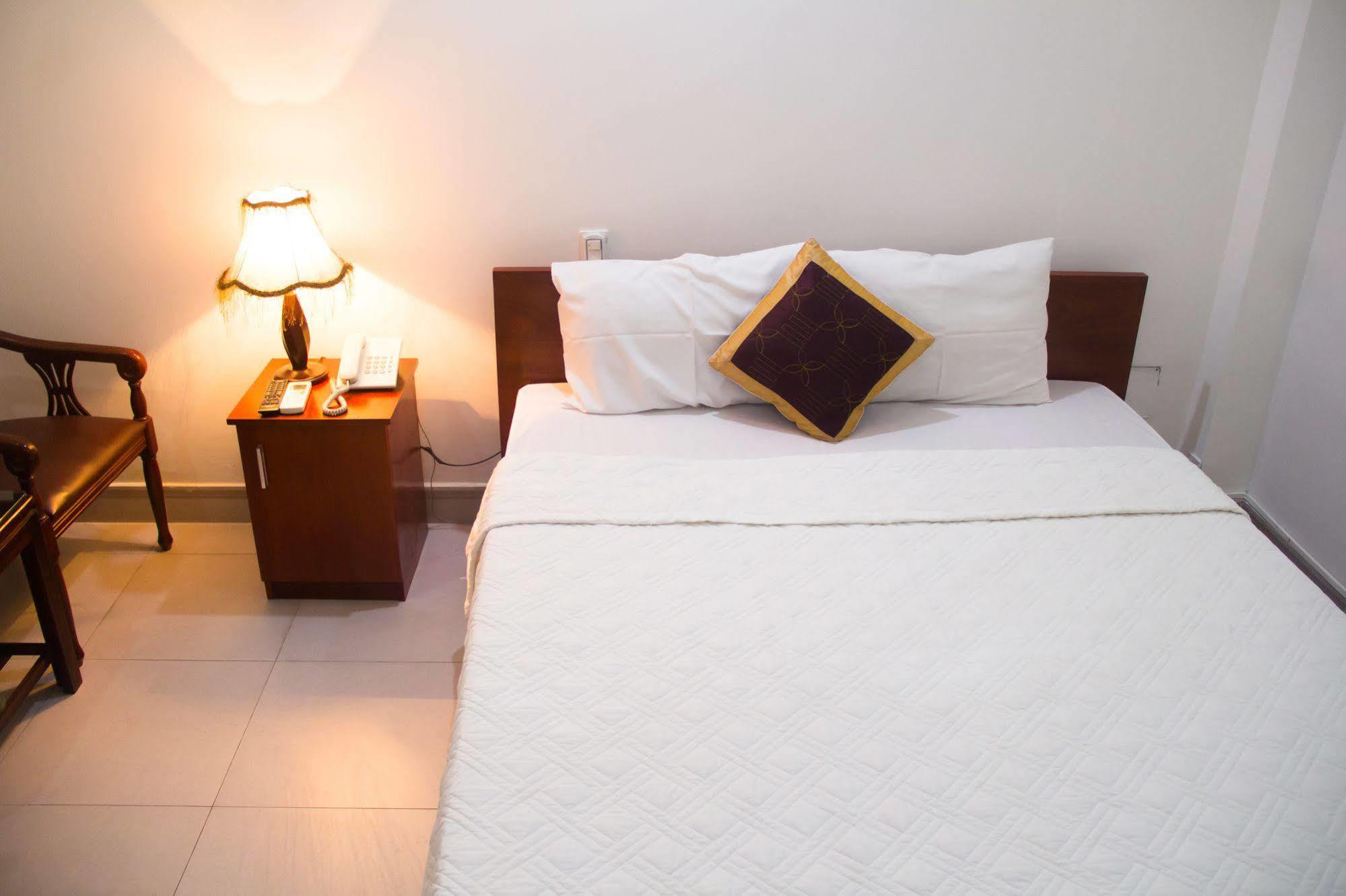 Vivyanne Hotel Da Nang Esterno foto