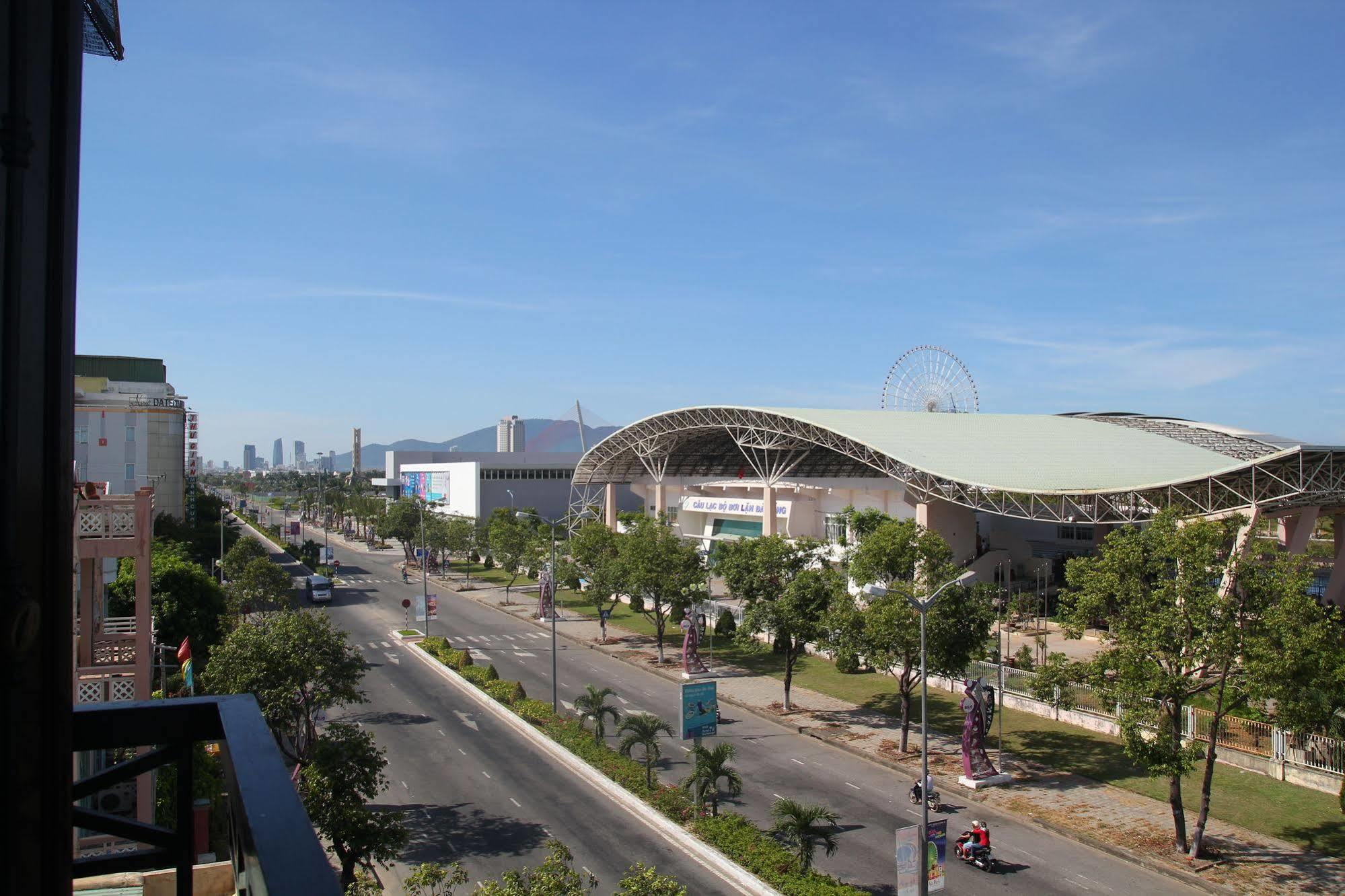 Vivyanne Hotel Da Nang Esterno foto